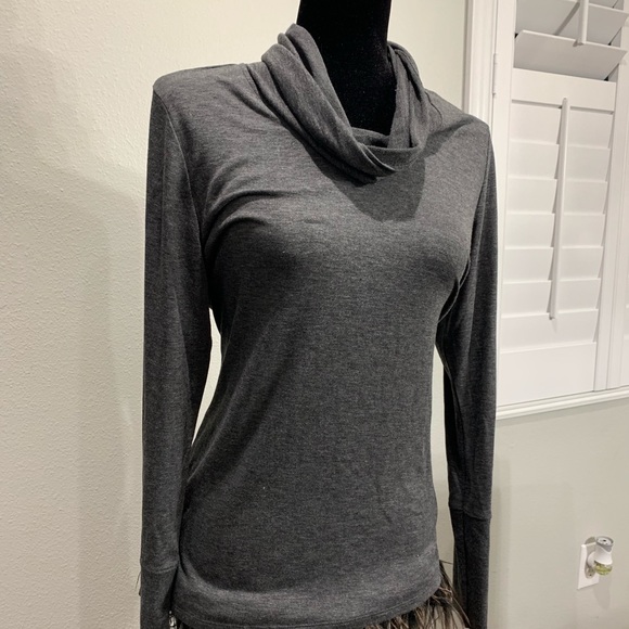 🆕✨LAST ONE! Michael Kors Shirt 👚 - Picture 3 of 8